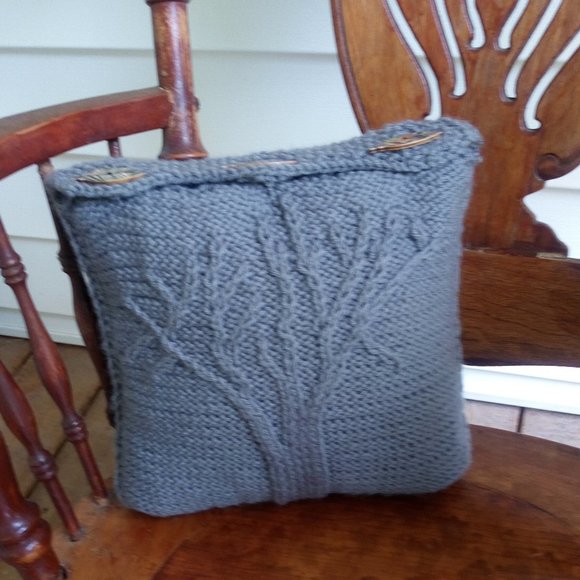 Hand Crafted Knit Throw Pillow Tree Leaf Gray Button Cable Home Decor Cabin… - Picture 1 of 7
